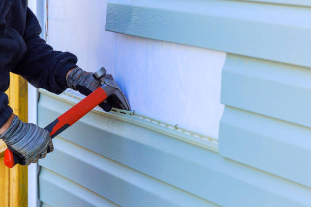 Reliable Emergency Siding Repair contractor in Coventry, CT by Squared Siding